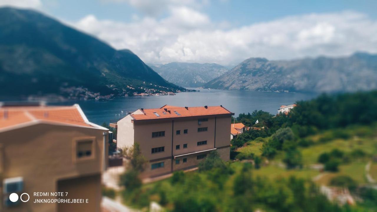Ferienwohnung Vista Di Cattaro Exterior foto